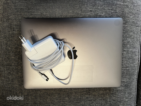 Apple MacBook Pro «Core i5» 2.4 13 дюймов Touch/2019 (фото #4)