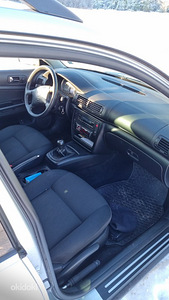 Volkswagen passat 1.9 74kw 2004 (8 foto / 13)
