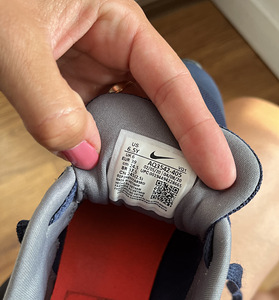 Найк кроссовки s39 (3 фото из 3)