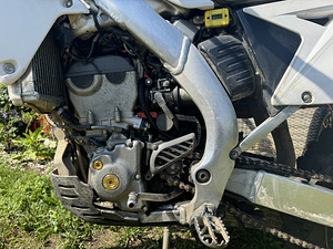 SUZUKI RMZ 250 (3 foto / 5)
