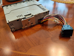 Automakk JVC KD-R45 (3 foto / 4)