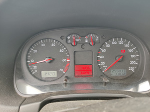 Volkswagen Golf 4 Special Edition (6 foto / 13)