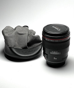 CANON EF 35mm f/1.4 L (2 foto / 3)