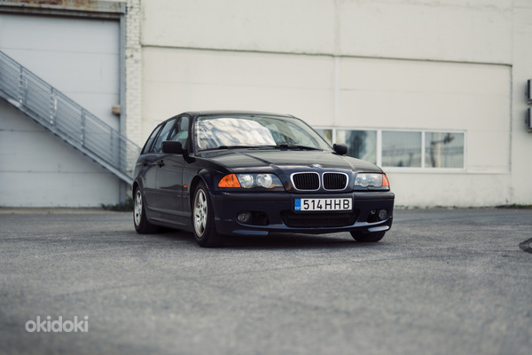BMW 318i (фото #2)