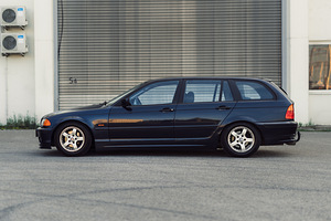 BMW 318i (7 foto / 15)