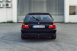BMW 318i (9 foto / 15)