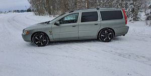 Volvo v70. Bensiin+LPG. 2006a (2 foto / 12)