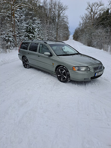 Volvo v70. Bensiin+LPG. 2006a (4 foto / 12)