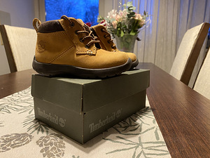 Timberland saapad S22,5 (1 foto / 2)