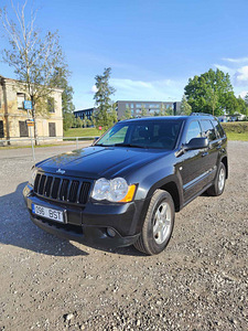 Jeep Grand Cherokee 3.0 (2 foto / 7)