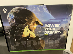 Продам Xbox Series X 1 ТБ (5 фото из 5)
