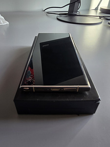 Samsung S23 Ultra (7 foto / 7)