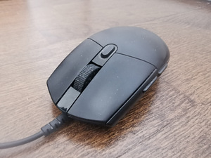 Logitech игровая мышь (3 фото из 5)