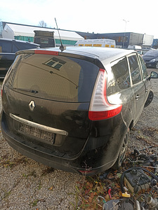 Renault Grand Scenic, varuosad (4 foto / 4)