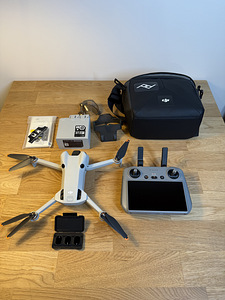 DJI Mini 4 Pro Fly More Combo (1 foto / 8)