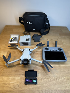 DJI Mini 4 Pro Fly More Combo (2 foto / 8)