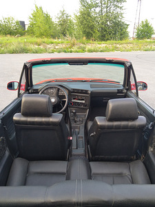 E30 BMW 320 Cabrio (10 фото из 13)