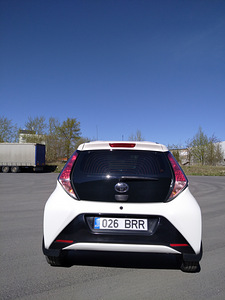 Toyota Aygo Cabrio 1.0 51kW (9 foto / 10)