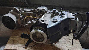Rolleri mootor 50cc GY6 (2 foto / 2)