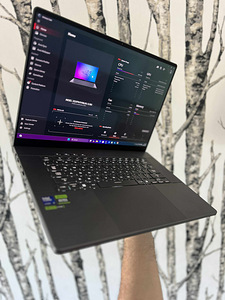 ASUS ROG Zephyrus G16 OLED 240Hz U9-285H 32GB 5TB RTX 5080