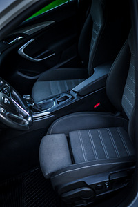 2015 OPEL INSIGNIA SPORTS TOURER SW 2,0D (14 foto / 14)