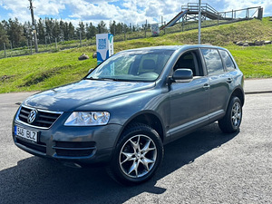 Volkswagen Touareg (1 foto / 6)
