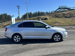 Skoda Rapid (4 фото из 8)