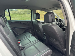 Opel Zafira (10 foto / 11)