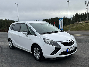 Opel Zafira (2 foto / 11)
