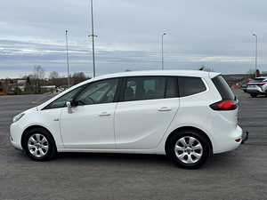 Opel Zafira (5 foto / 11)