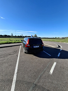 Volvo v70 (10 фото из 10)