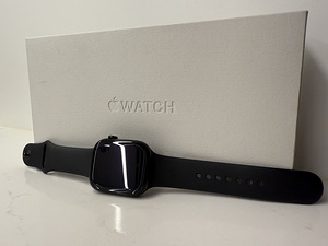 Uuev. Apple Watch 10 - 46mm Black Sport Band GPS + Cell. (1 foto / 4)
