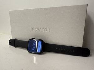 Uuev. Apple Watch 10 - 46mm Black Sport Band GPS + Cell. (2 foto / 4)