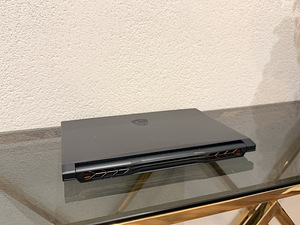 Uueväärne! MSI Gaming Laptop, RTX 5070! - Garantii 10.2027 (2 foto / 5)