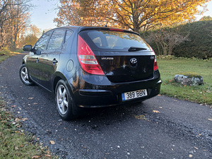 Hyundai I30 (2 foto / 4)