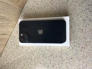 iPhone 13 128gb (2 foto / 3)