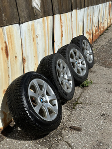 Диски BMW с шинами (2 фото из 4)