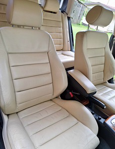 Audi A6 C5 (8 фото из 13)