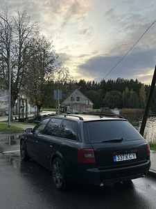 Audi A6 C5 (2 фото из 13)