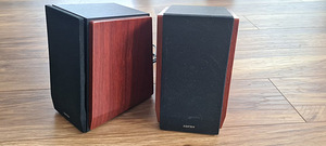 Колонки Edifier R1700BT (1 фото из 3)