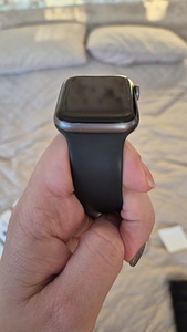 Apple watch 4, 44мм (5 фото из 6)