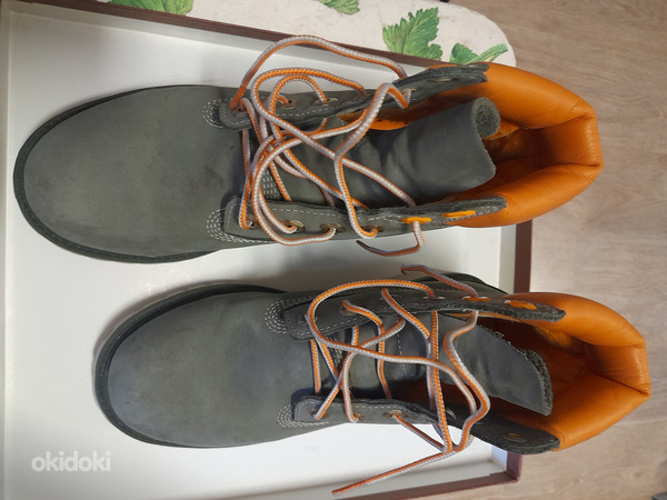 Timberland.