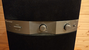 Subwoofer Pioneer (2 foto / 5)