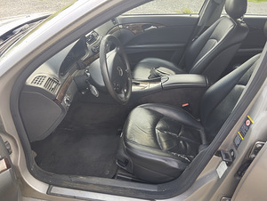 Mercedes Benz E220 (9 foto / 12)
