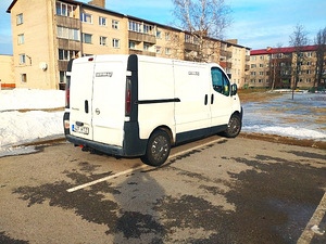 Фургон Nissan Primastar (1 фото из 6)