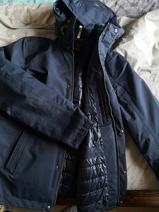 Куртка зимняя (3 фото из 4)