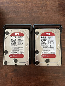 Synology DS213+ NAS + 2 x 2TB WD Red (2 foto / 2)
