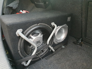 Volkswagen Golf GTI 147kw (10 foto / 14)