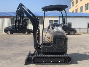 Ekskavaator 1,8t 10,2kW (2 foto / 3)