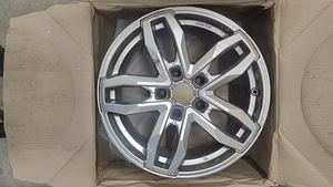 M: ATS veljed 18x8.5 5x127 (1 foto / 3)